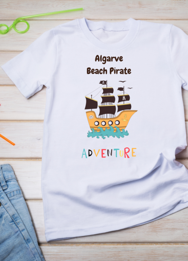 "Algarve Beach Pirate" Kids T-shirt roundneck